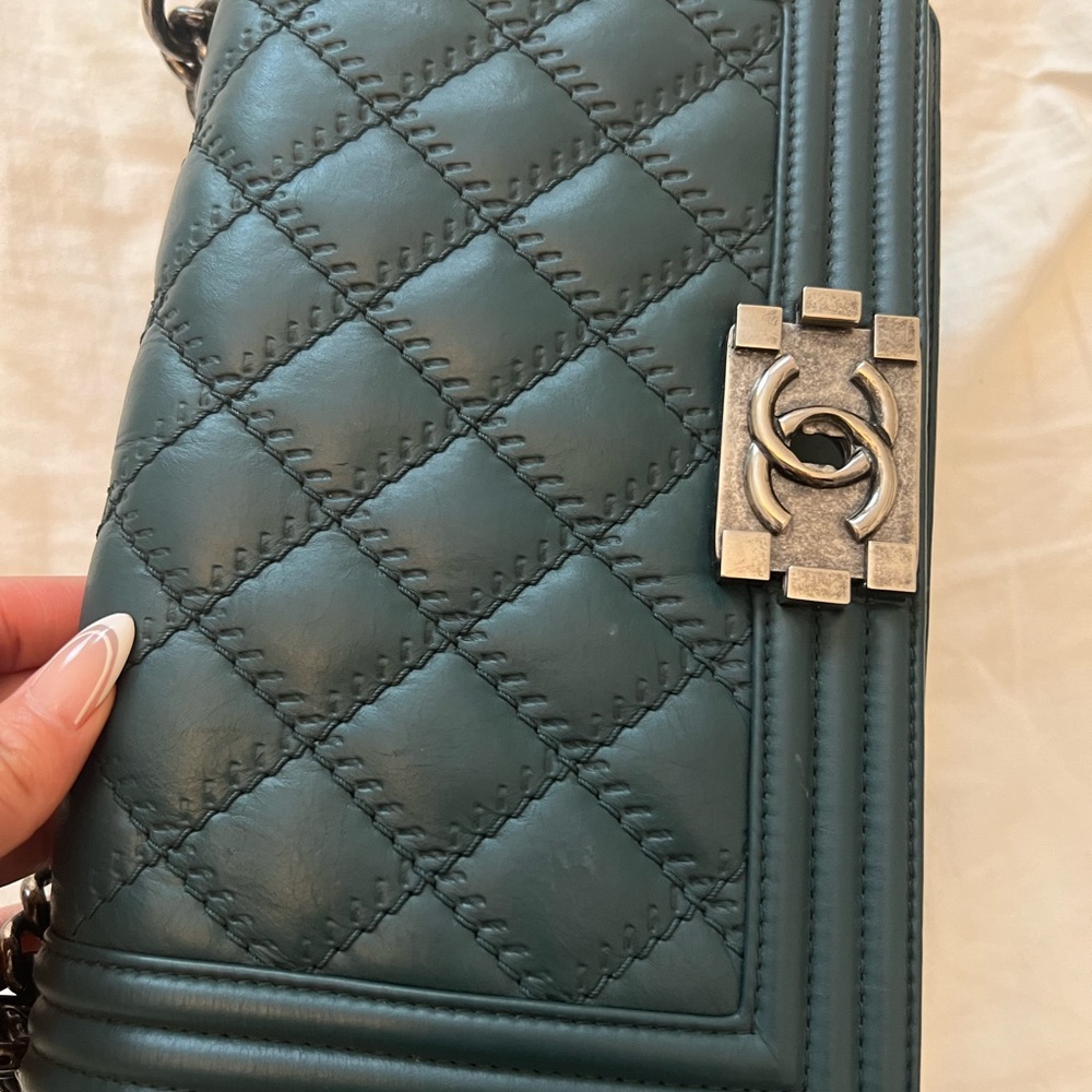 Chanel 🔥RARE🔥 medium boy bag